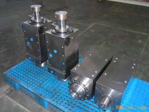 剪板機液壓缸液壓泵沒有壓力的原因及解決方案